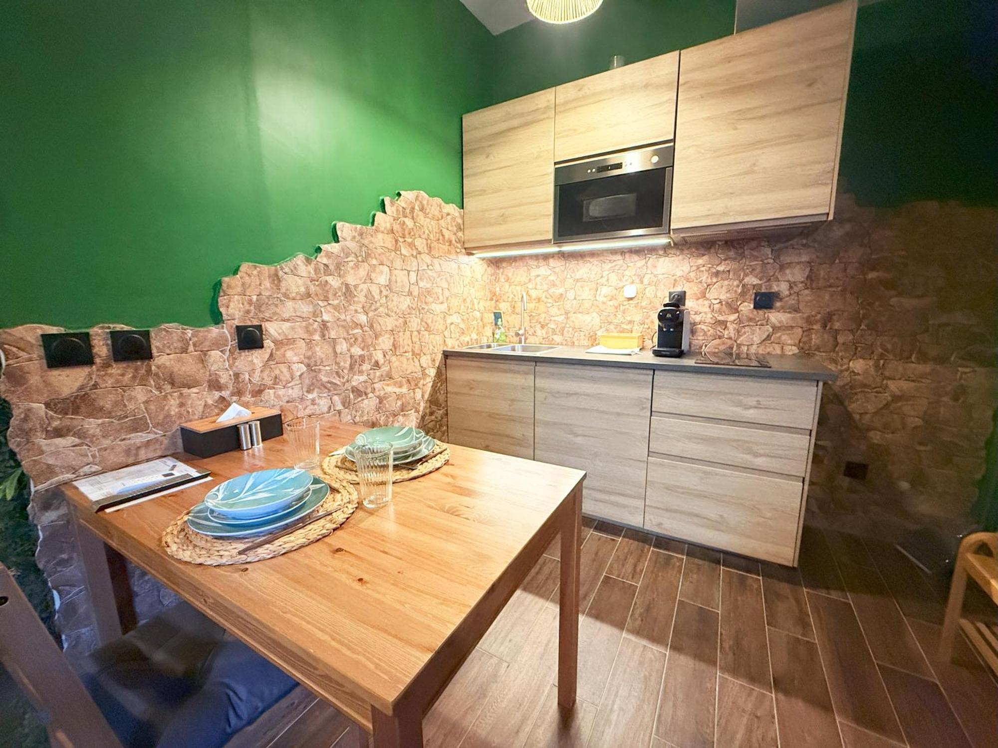 Narbnb - Jungle Suite - Jacuzzi - Centre - Clim Narbonne Extérieur photo
